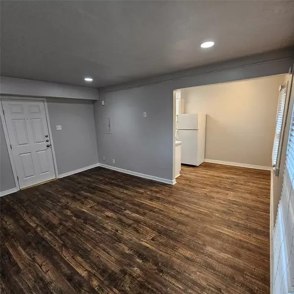 Dallas, TX 75219,3911 Prescott AVE