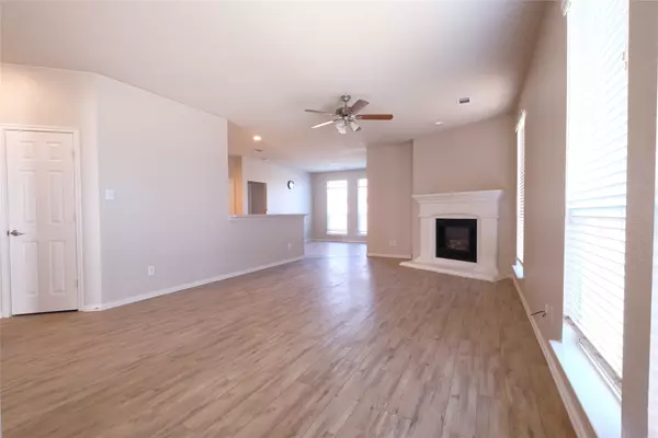 Fort Worth, TX 76131,6400 Payton DR