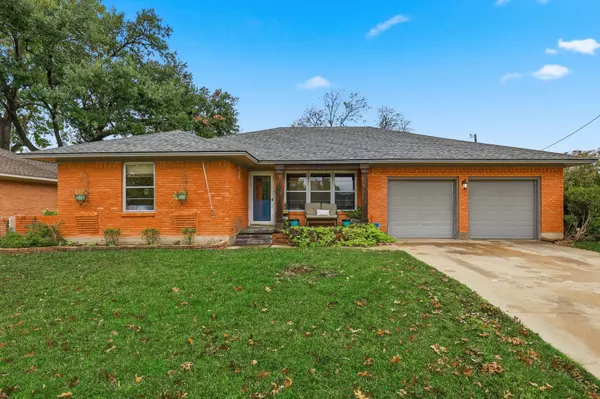 1209 Tanager LN, Garland, TX 75042