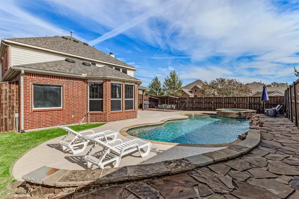 Fate, TX 75087,204 Leonard WAY