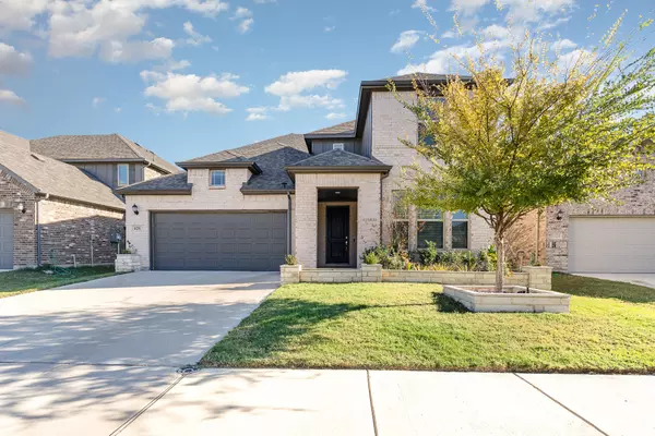 428 Halwin DR, Fort Worth, TX 76131