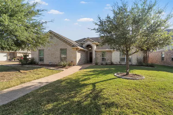 Mcgregor, TX 76657,909 Princess Diana DR