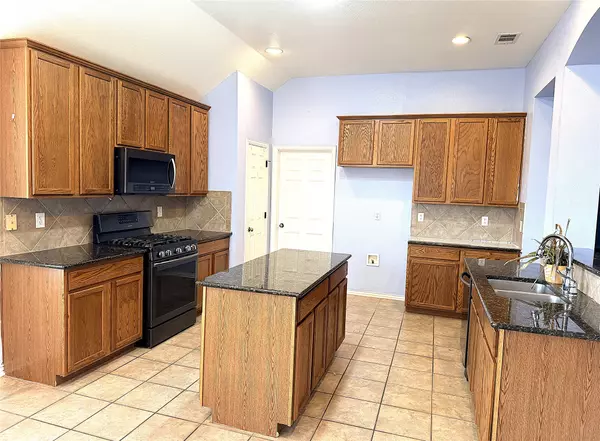 Fort Worth, TX 76123,4461 Corner Brook LN