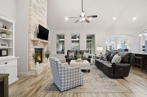 Granbury, TX 76048,1022 Anna CIR