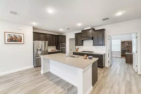 Euless, TX 76040,803 Tennessee DR