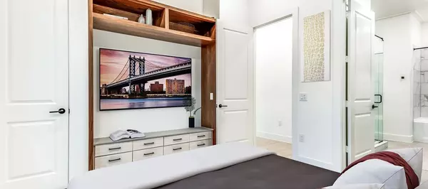 Dallas, TX 75219,2929 Oak Lawn AVE #728