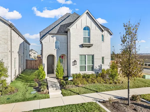 2856 Chester DR, Celina, TX 75009