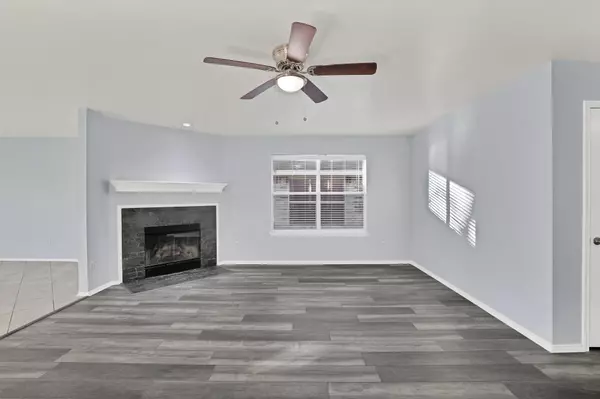 Fort Worth, TX 76179,8672 Boswell Meadows DR