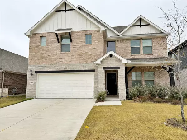 769 Poppy LN, Lavon, TX 75166