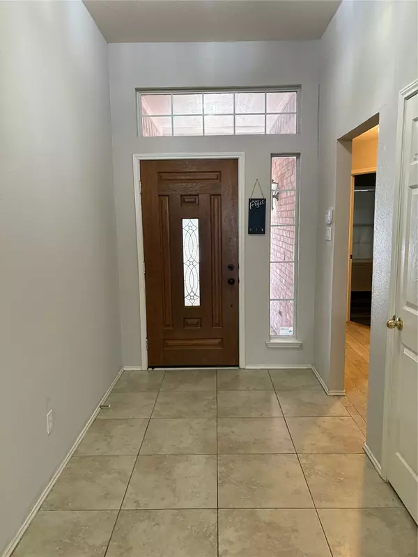 Grand Prairie, TX 75052,4510 Kensington CT