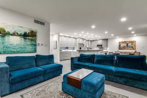 6211 W Northwest HWY #601, Dallas, TX 75225