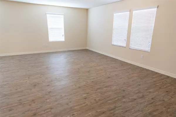 Ennis, TX 75119,1603 Oriole DR