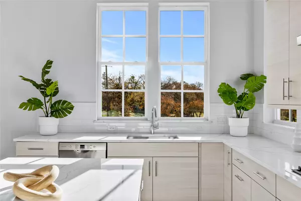 Dallas, TX 75219,4618 Greenborough LN