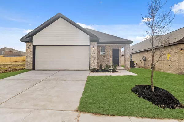 Ennis, TX 75119,1609 Romans RD