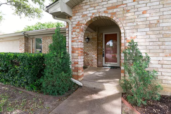 Hurst, TX 76054,748 Aspen CT