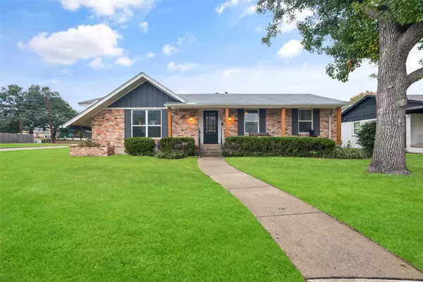 748 Vinecrest LN, Richardson, TX 75080