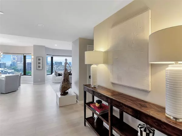 Dallas, TX 75204,3030 Mckinney AVE #1006