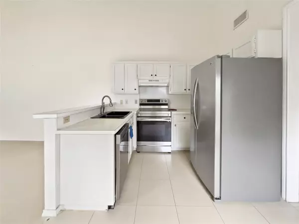 Arlington, TX 76013,1106 Hollis ST #B