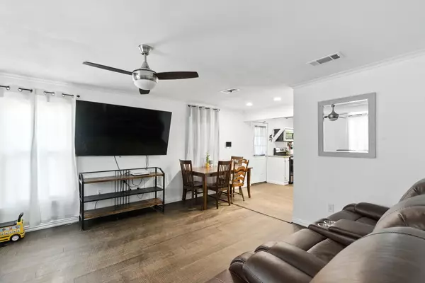 Weatherford, TX 76086,116 W 7th ST