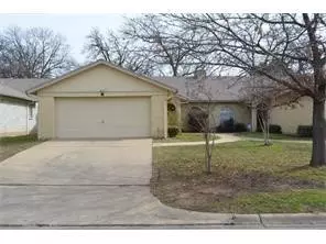 516 Billie Ruth LN #516, Hurst, TX 76053
