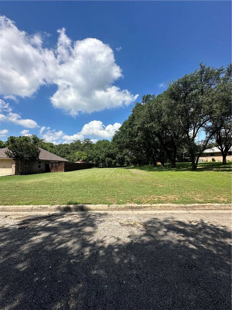 310 N Ave M AVE, Clifton, TX 76634