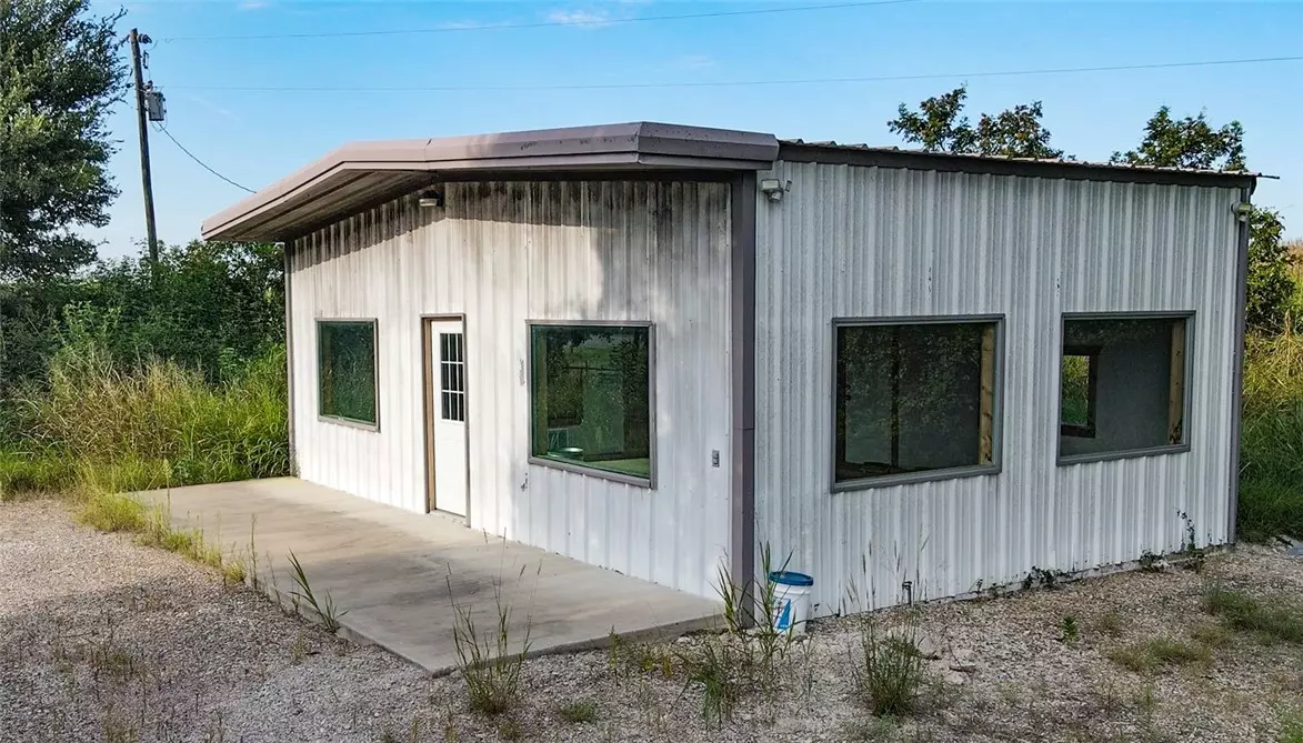 Chilton, TX 76632,4775 State Hwy 77 HWY