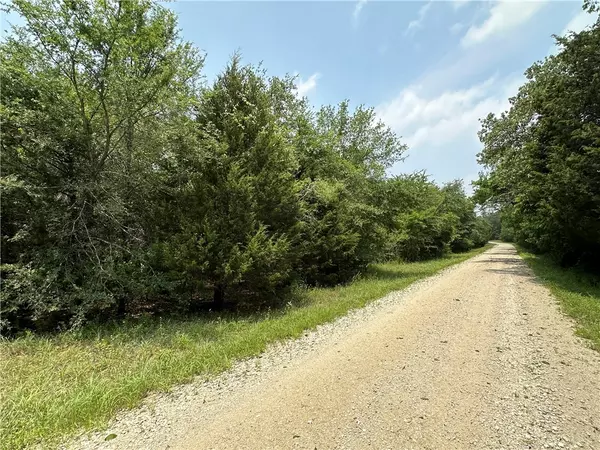 Kosse, TX 76653,Tract 1 LCR 701