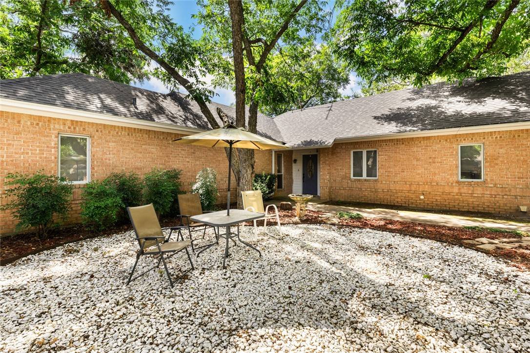 West, TX 76691,711 S Harrison ST