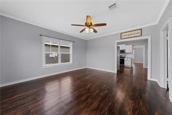Mcgregor, TX 76657,608 Hayes ST