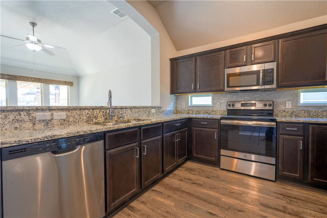 Waco, TX 76705,4105 Riata Ranch RD