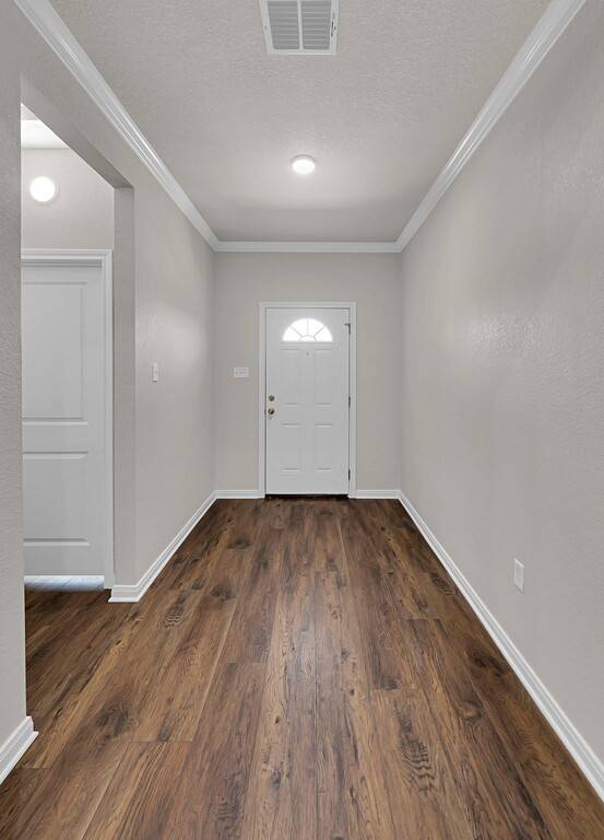 Mcgregor, TX 76657,124 Morris CT