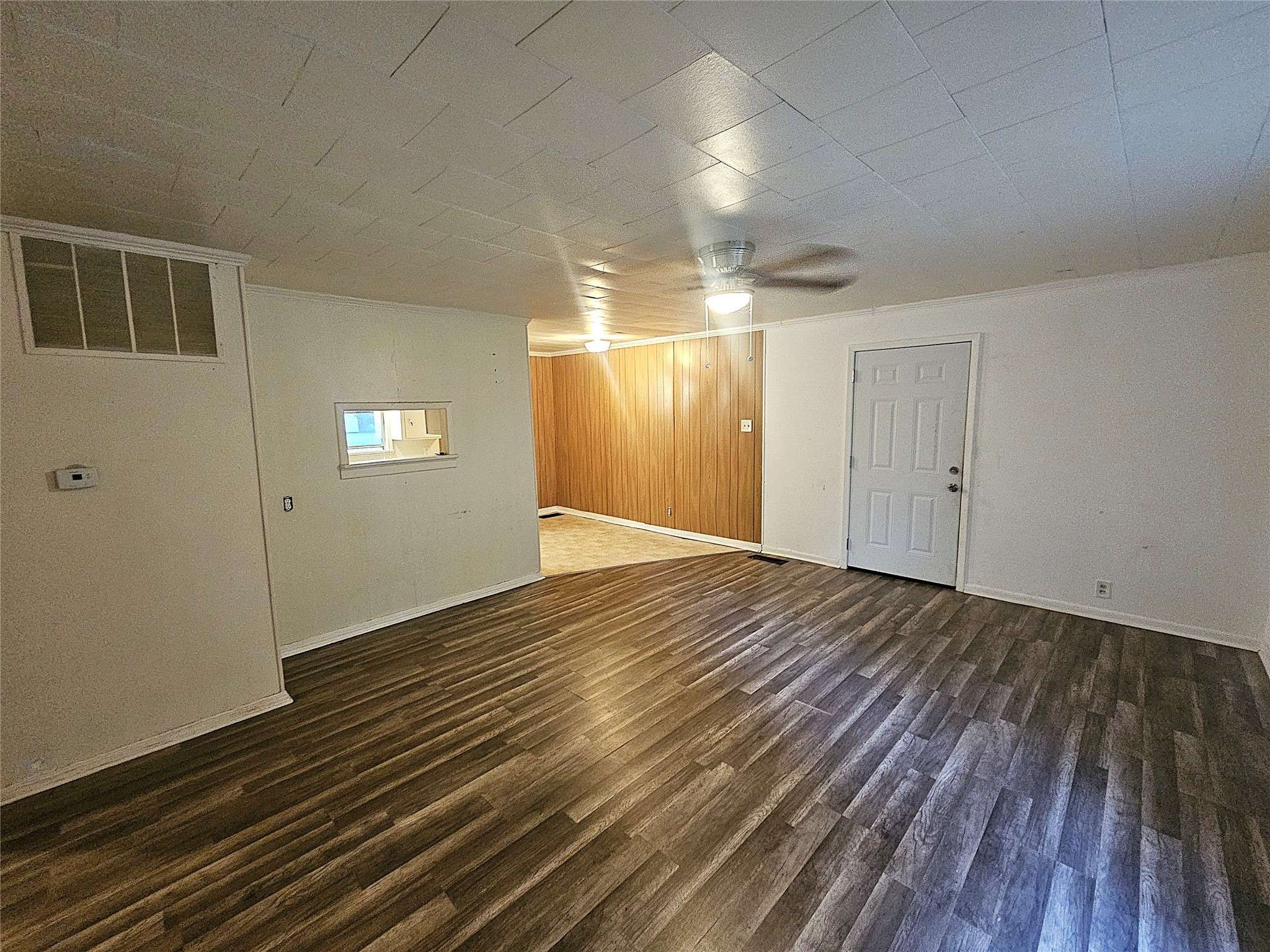 Groesbeck, TX 76642,307 E State ST