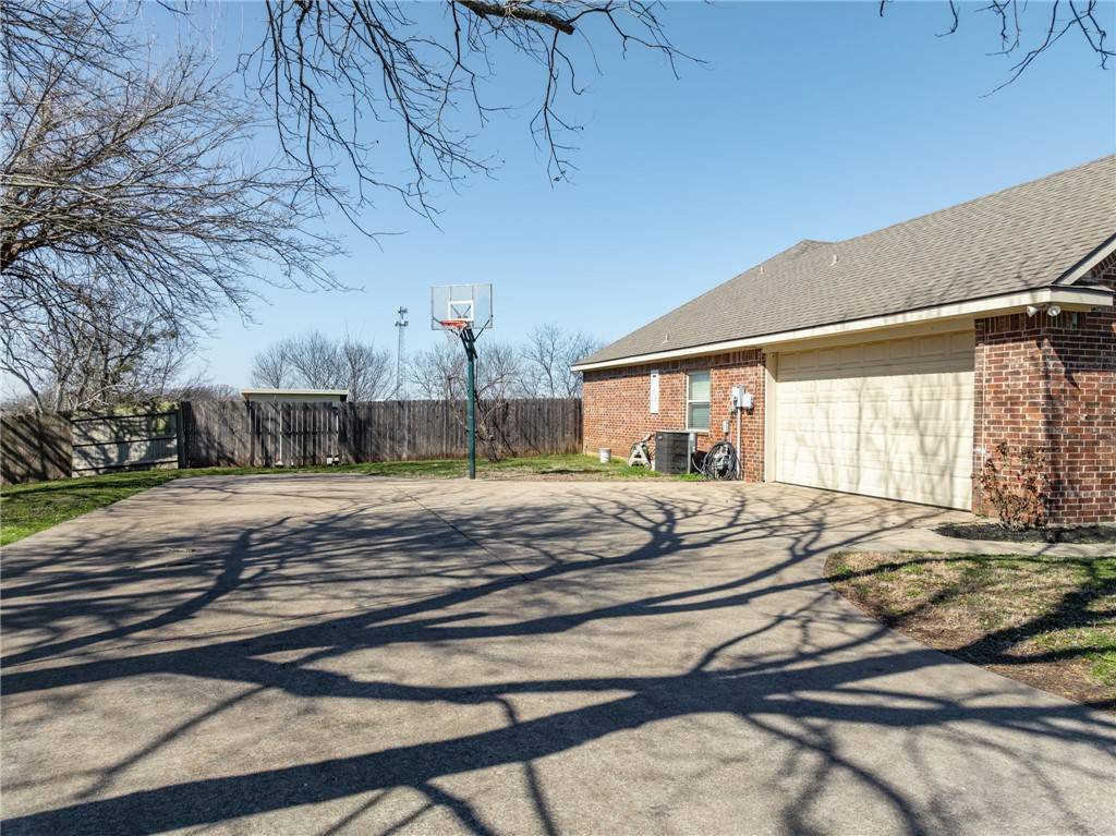 West, TX 76691,609 N Harrison ST