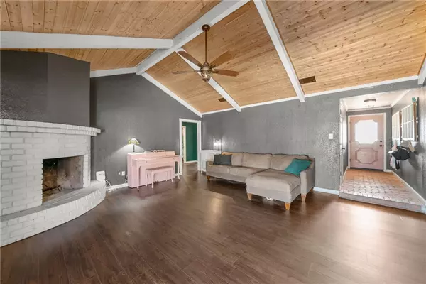 Robinson, TX 76706,105 Kay DR