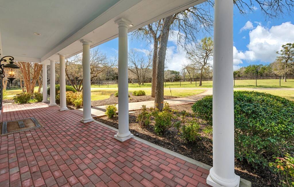 Crawford, TX 76638,675 Cedar Canyon RD