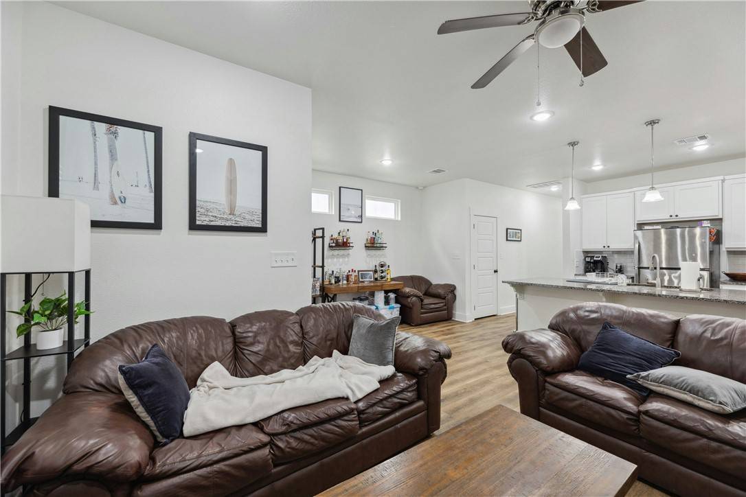 Belton, TX 76513,1952 Royal LOOP