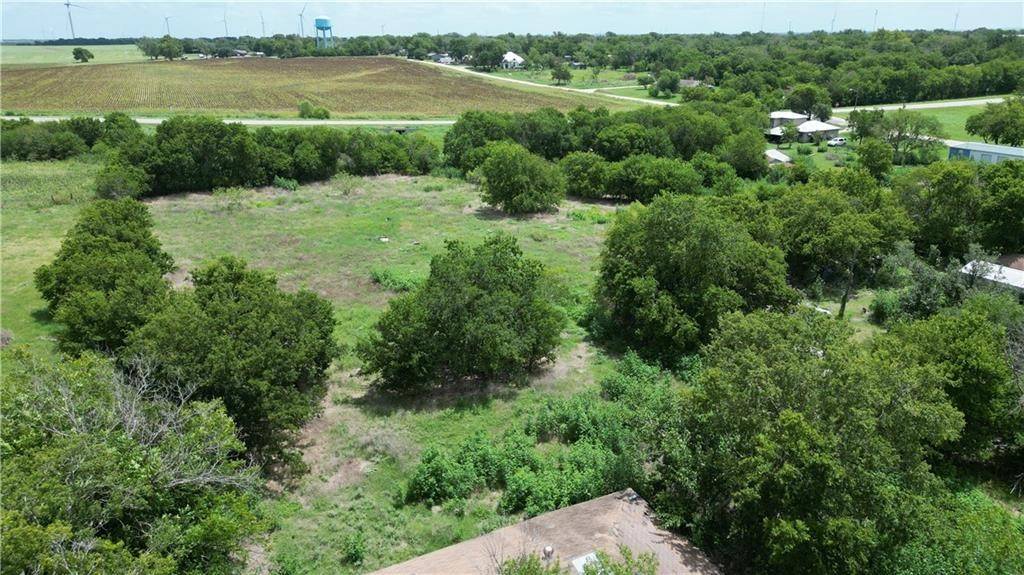 498 Calvery Eskew RD, Mart, TX 76664