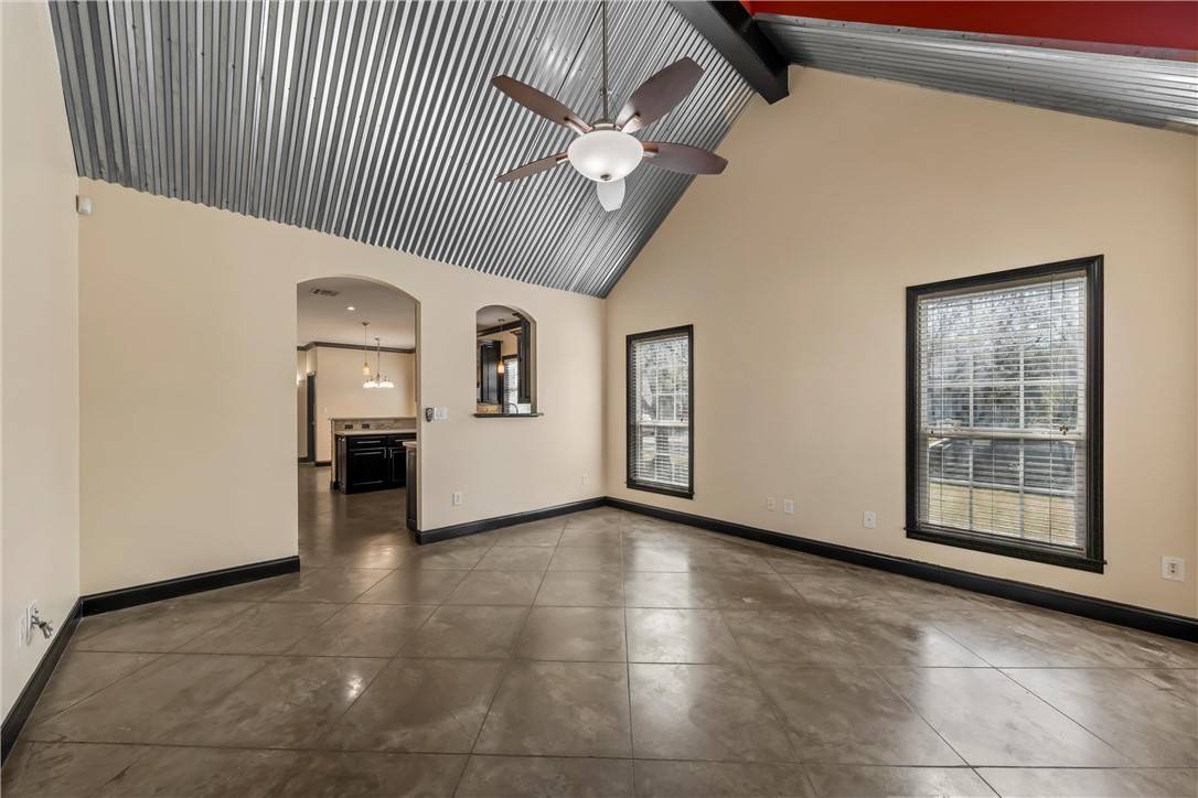 Waco, TX 76706,2124 S 4th ST