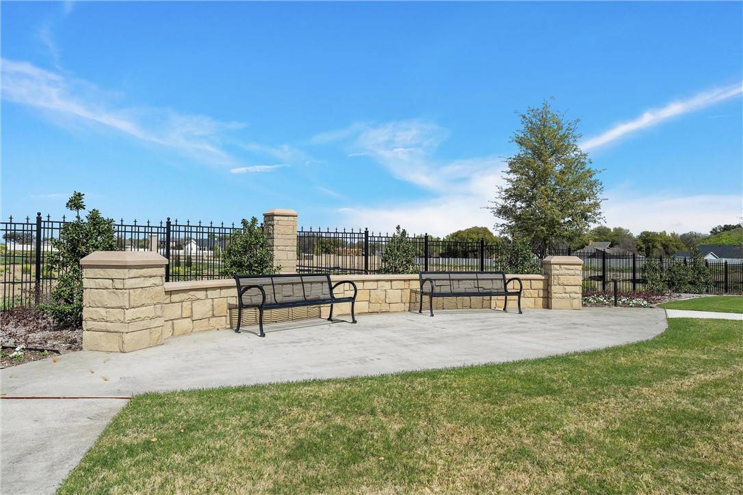 Woodway, TX 76712,66 Pinehurst DR