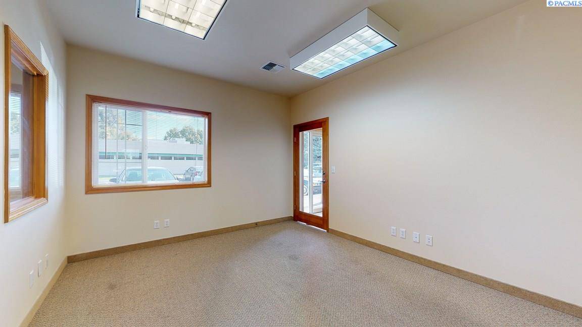 Pasco, WA 99301,3835 W Court St - Ste B