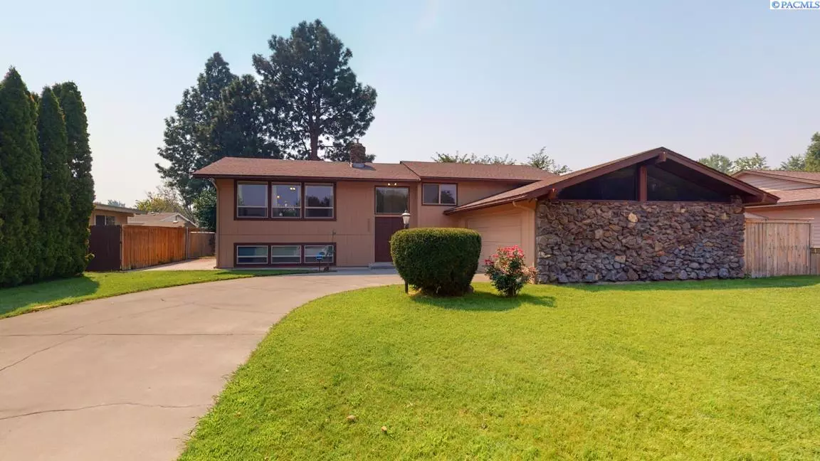 Kennewick, WA 99336,2505 W Grand Ronde Place