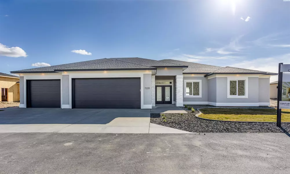 7220 W 22nd Place, Kennewick, WA 99338