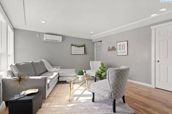 Kennewick, WA 99336,1209 E 10th Ave