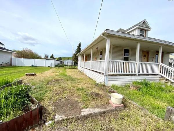 Endicott, WA 99111,307 G St