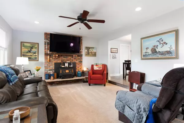 Kennewick, WA 99336-9383,5808 W 10th Avenue