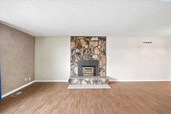 Kennewick, WA 99336,4609 W Imnaha