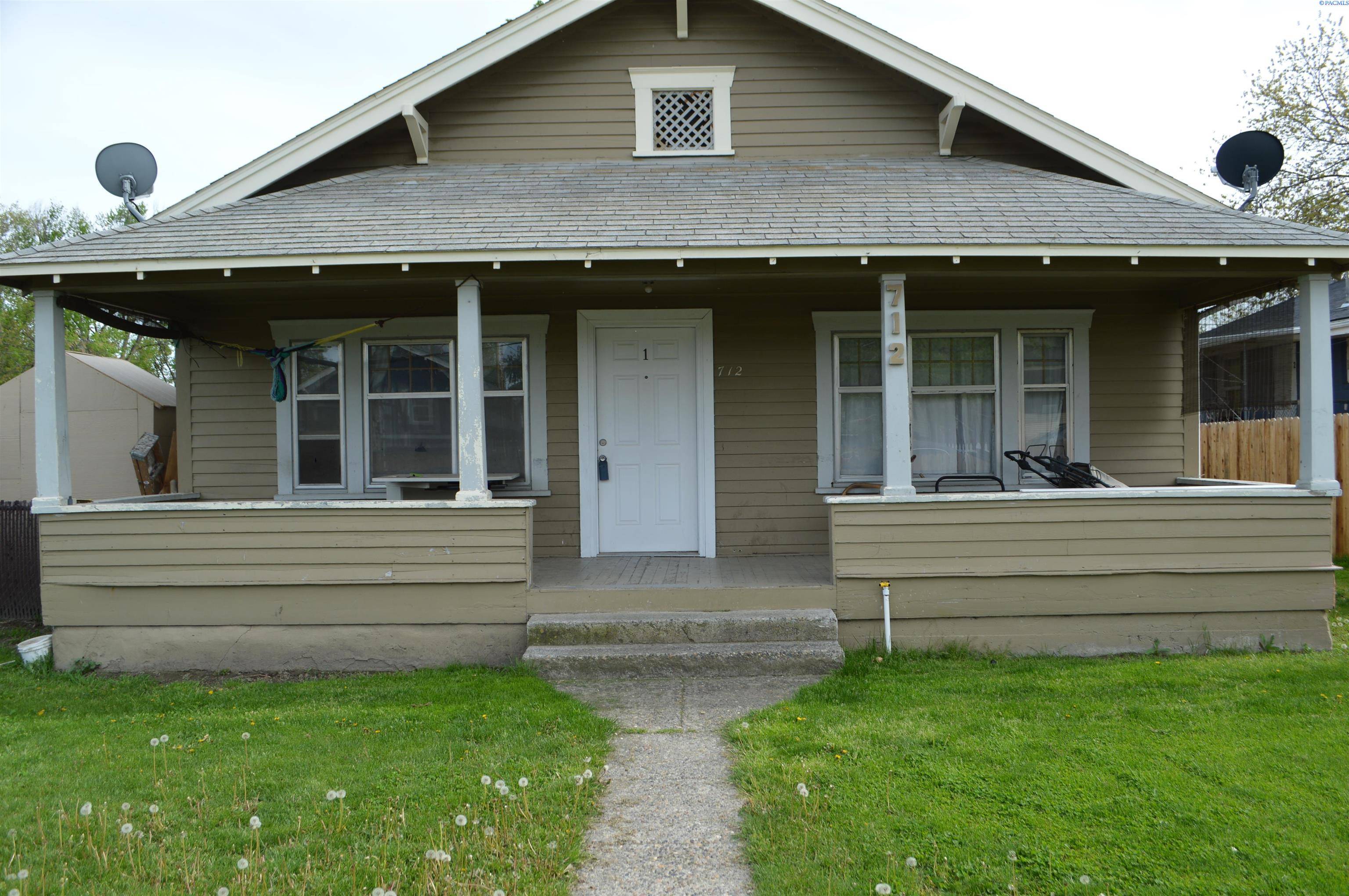Pasco, WA 99301,712 W Park