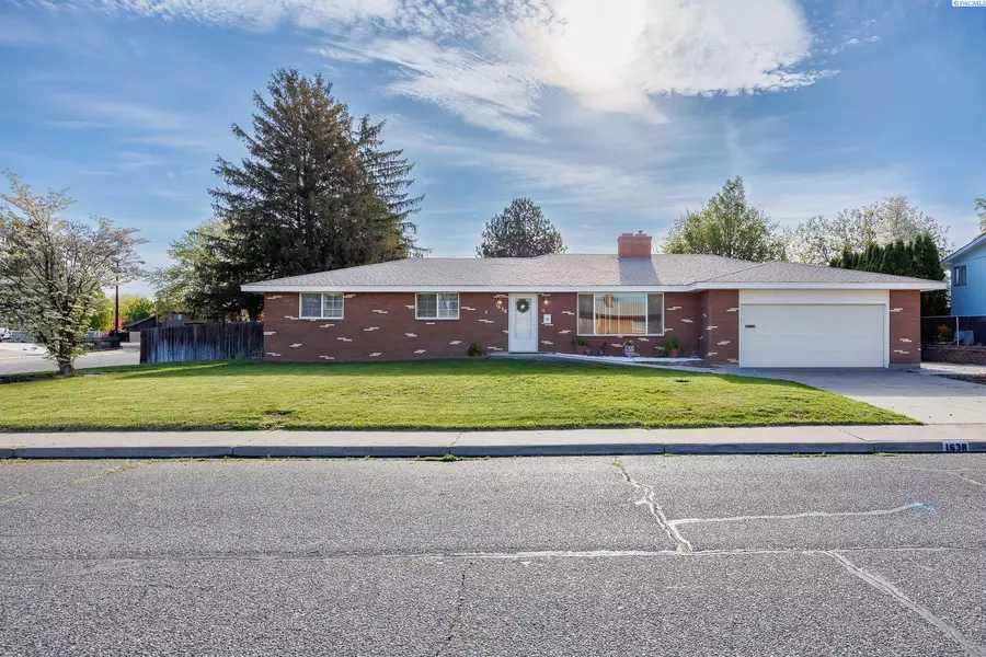 1638 Alder Ave, Richland, WA 99354