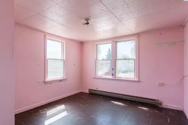 Kennewick, WA 99336,223 E 5th Ave