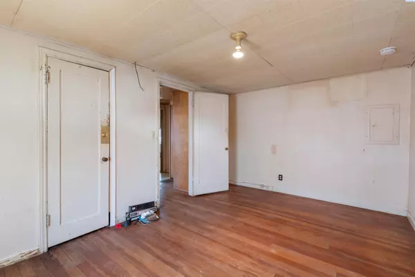 Kennewick, WA 99336,223 E 5th Ave